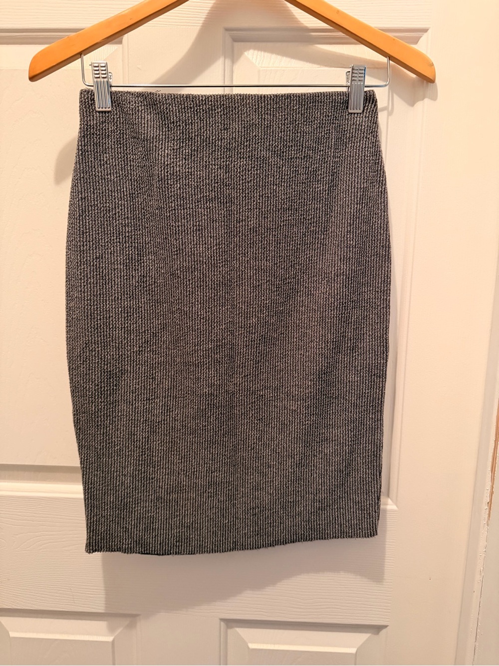 Ribbed Knit Pencil Skirt in Charcoal Gray
